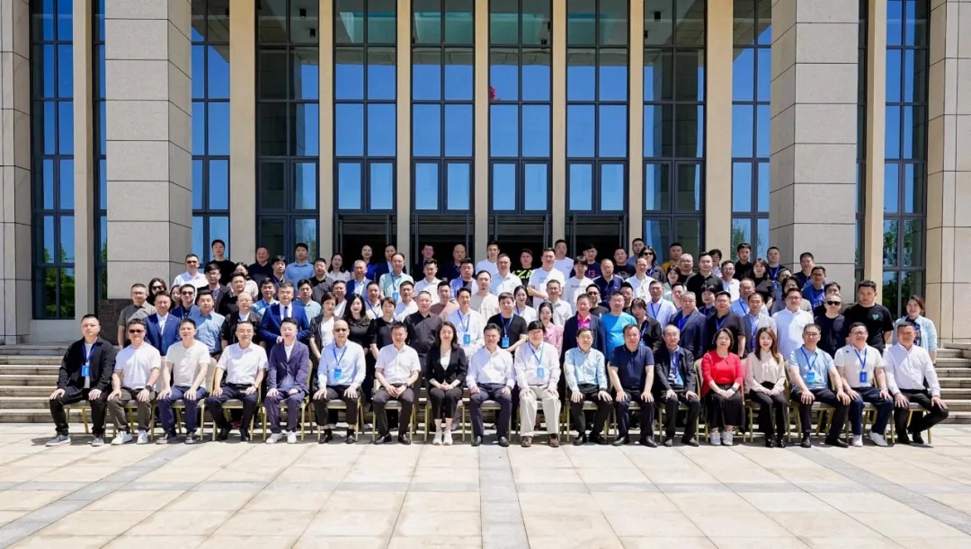 1714114408980059646.jpg 640.webp.jpg