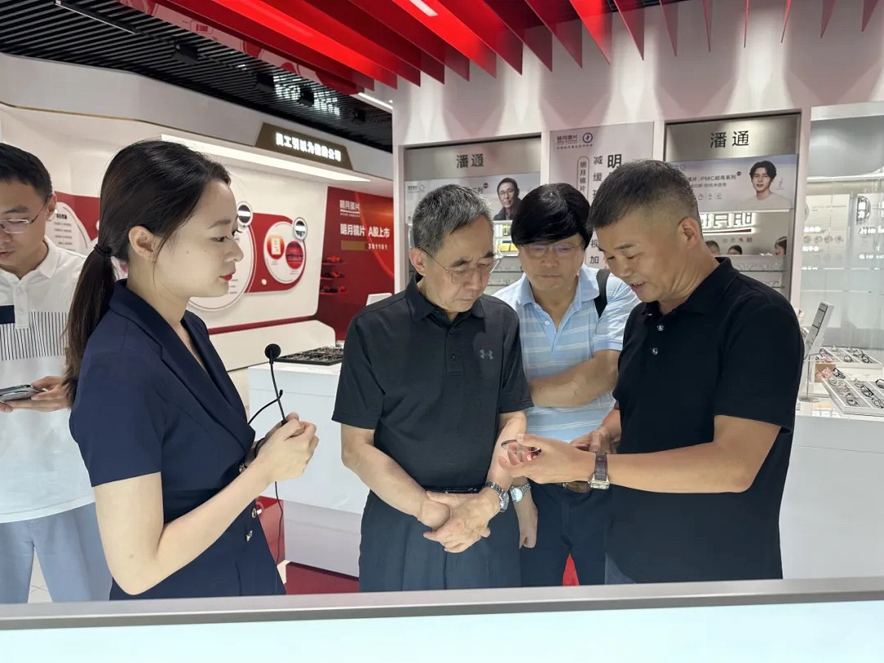 1723794691921049963.jpg 640.webp (4).jpg